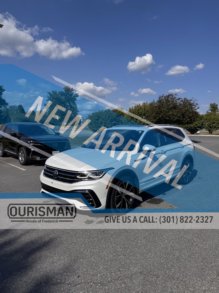 2024 Volkswagen Tiguan SEL R-Line Black photo 4