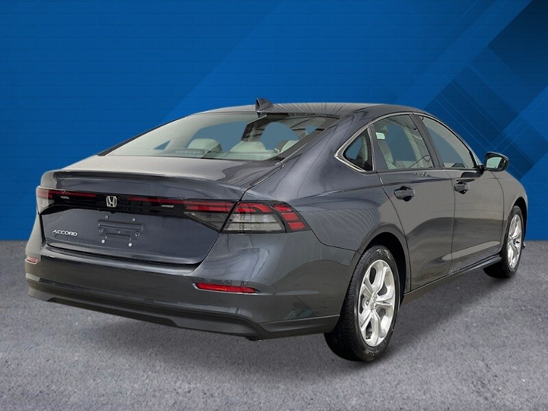 2025 Honda Accord LX photo 2