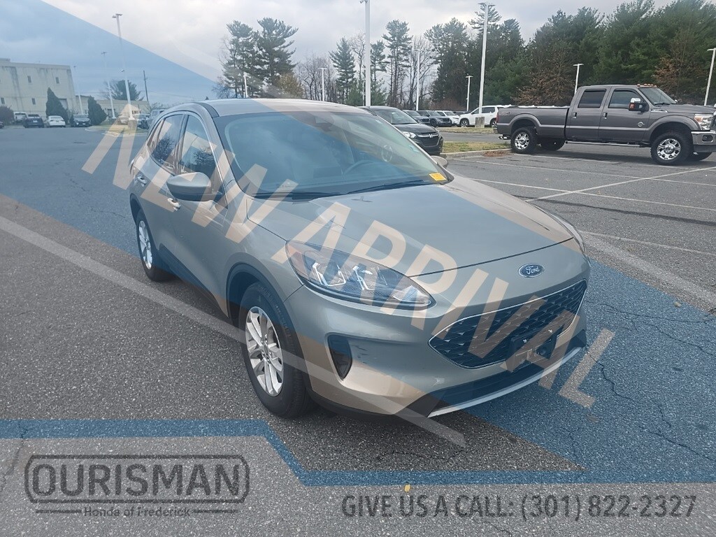 Used 2020 Ford Escape SE SUV