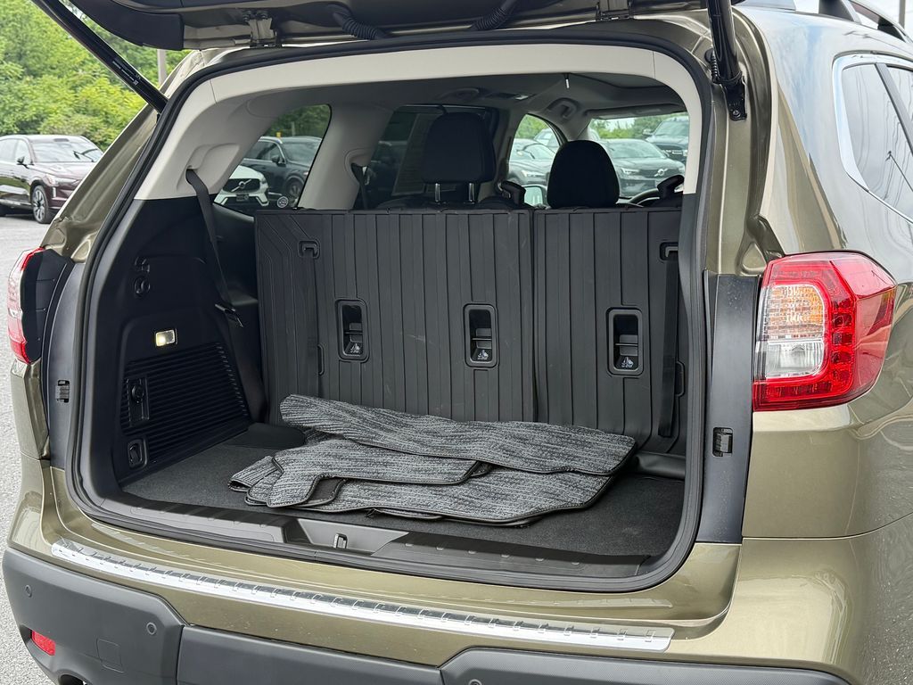 2025 Subaru Ascent Limited - Photo 21