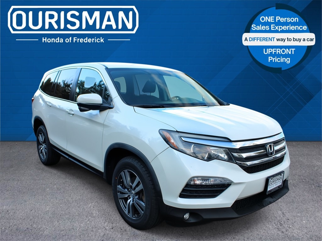 2018 Honda Pilot EX's photo