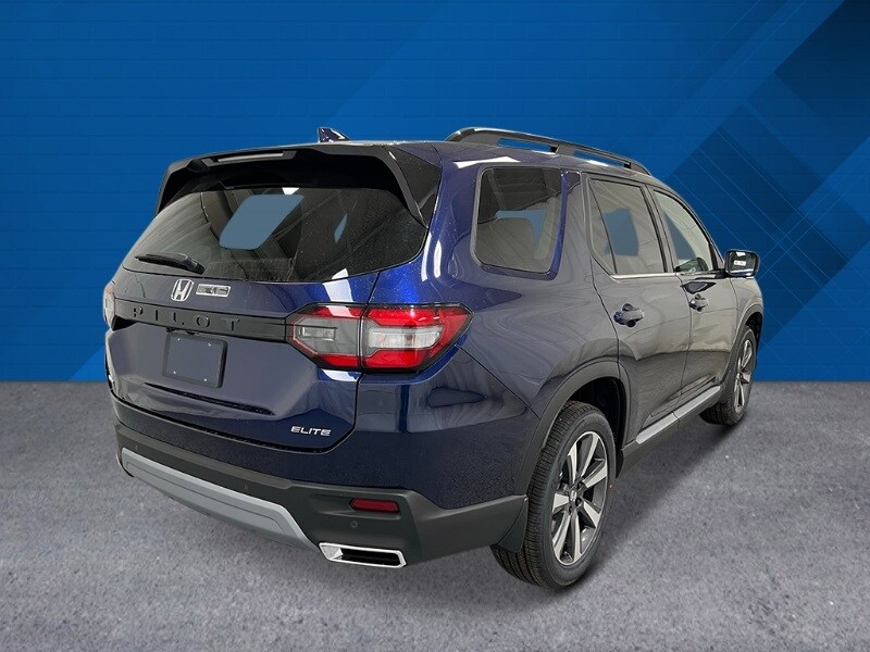 2025 Honda Pilot Touring photo 3