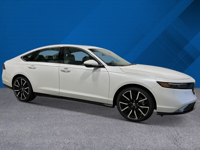 2025 Honda Accord Hybrid Touring photo 2