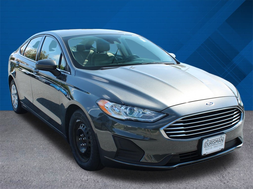 Used 2019 Ford Fusion S with VIN 3FA6P0G76KR128423 for sale in Frederick, MD