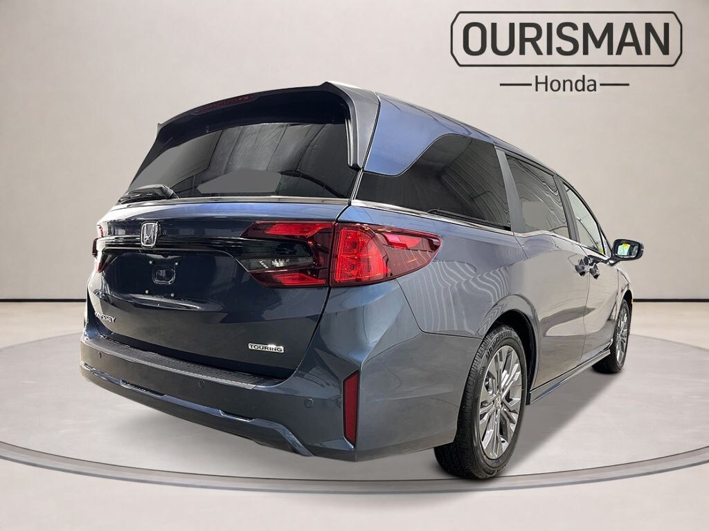 New 2026 Honda Odyssey Touring Minivan/Van
