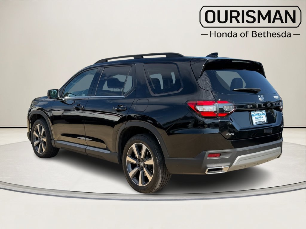 Certified 2023 Honda Pilot Touring SUV