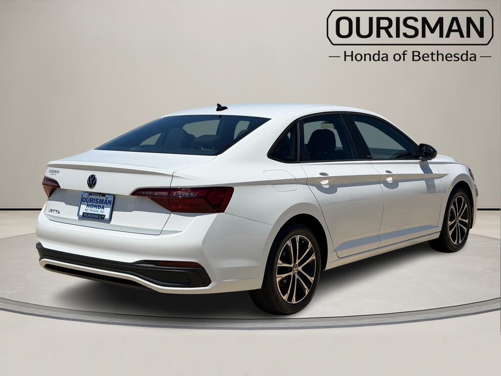 Used 2024 Volkswagen Jetta 1.5T Sport Sedan