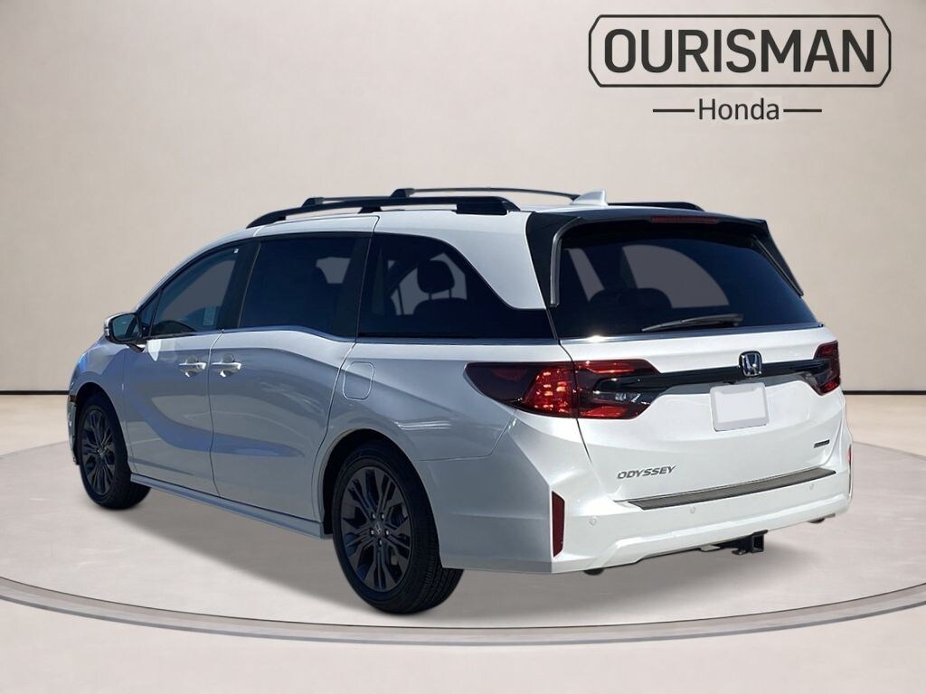 New 2026 Honda Odyssey Touring Minivan/Van