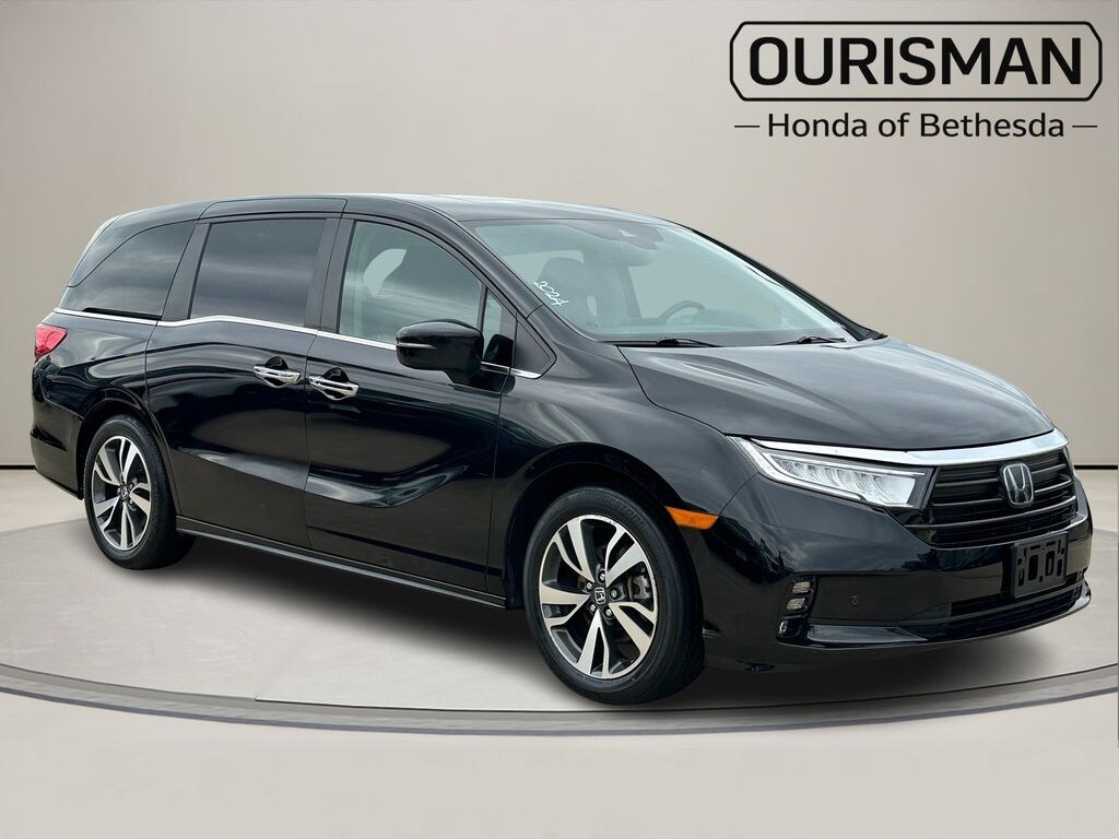 Used 2024 Honda Odyssey Touring Minivan/Van