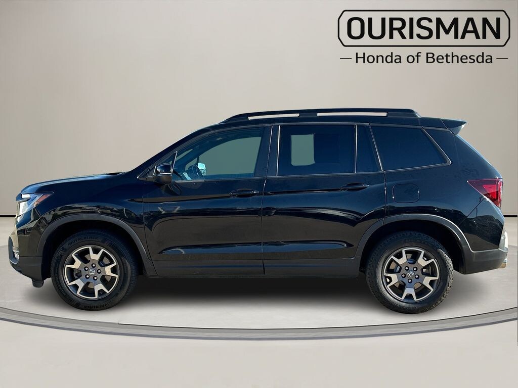 Used 2023 Honda Passport TrailSport SUV