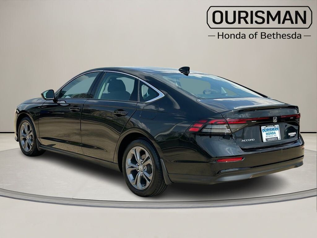 Used 2024 Honda Accord EX Sedan
