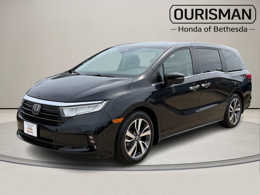 Used 2024 Honda Odyssey Touring Minivan/Van
