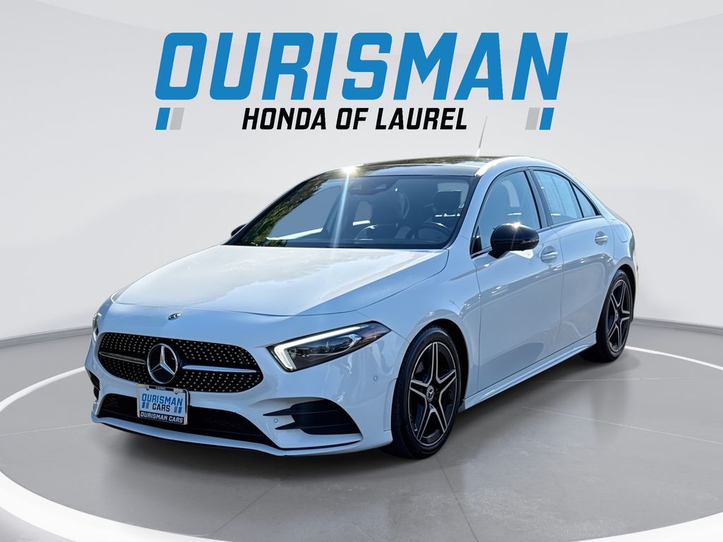 2019 Mercedes-Benz A-Class A220 4MATIC's photo