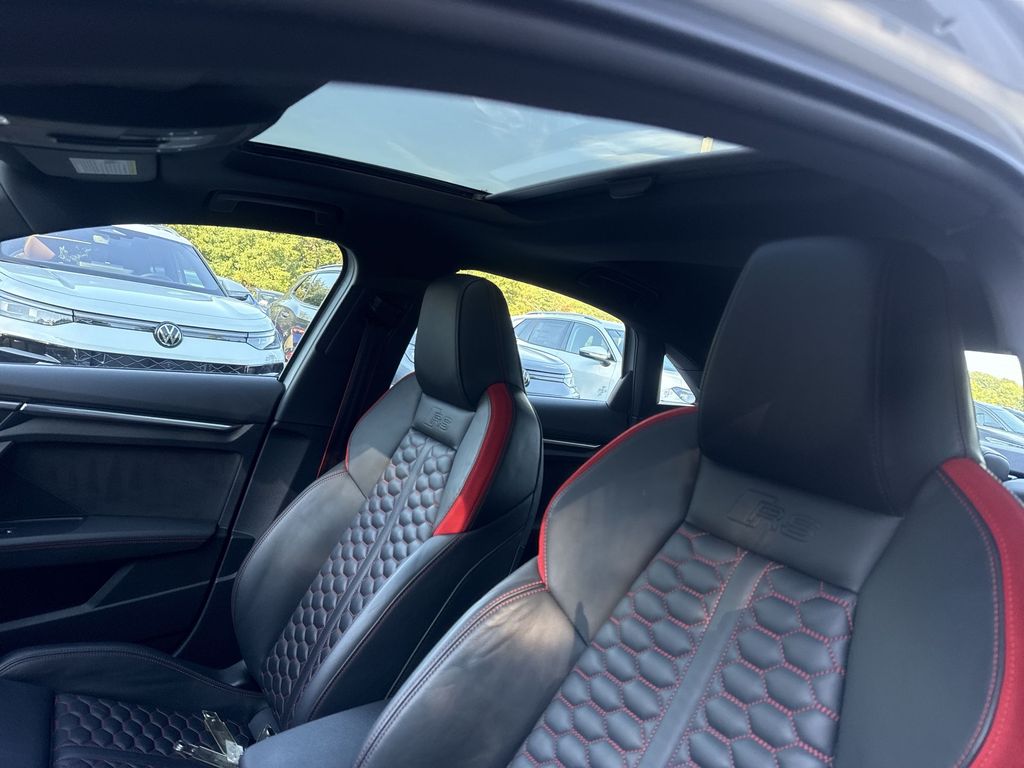 2024 Audi RS 3 Base - Photo 16