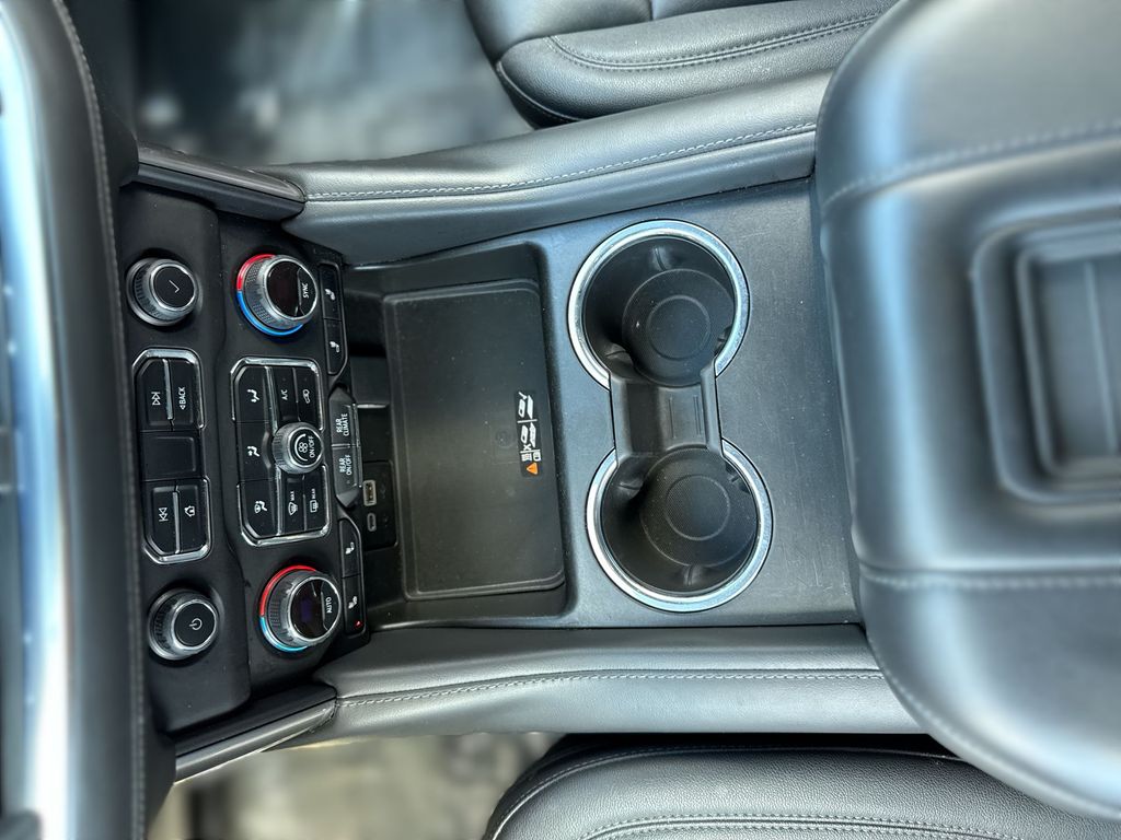 2023 Chevrolet Suburban LT - Photo 20