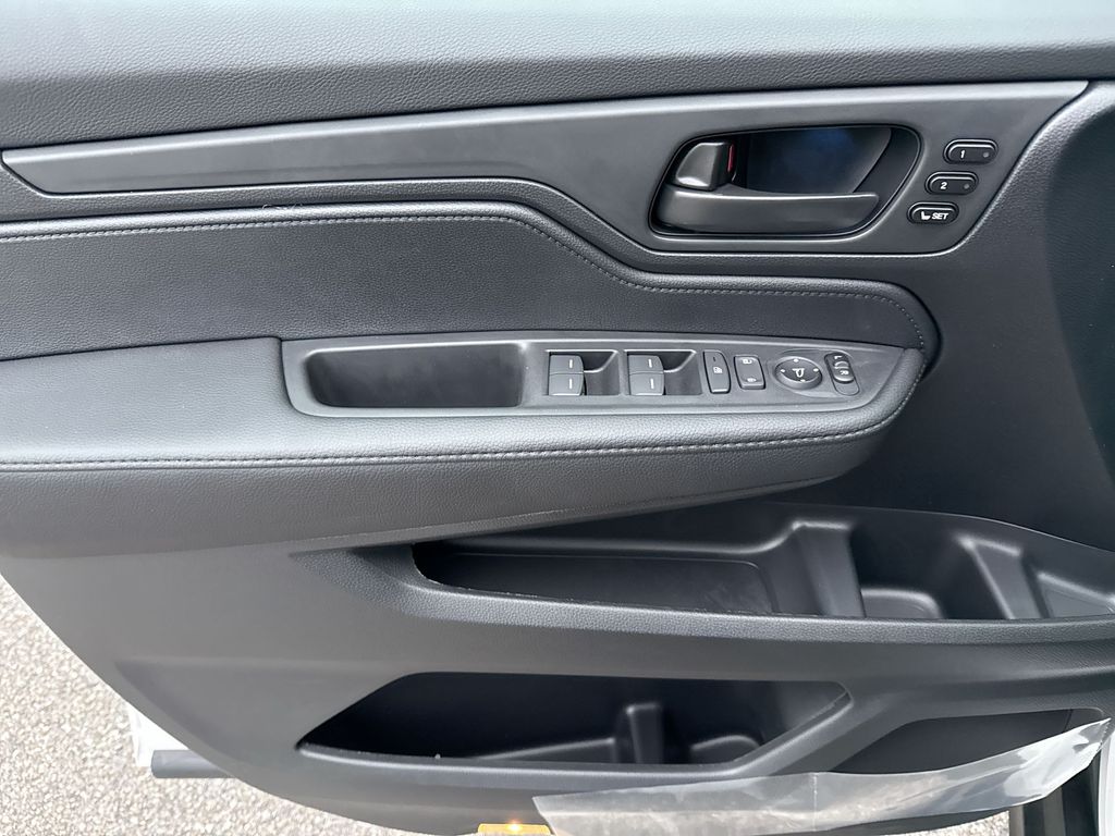 2026 Honda Odyssey EX-L - Photo 15