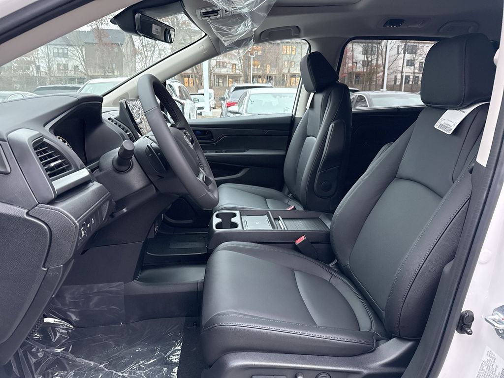 2026 Honda Odyssey EX-L - Photo 13