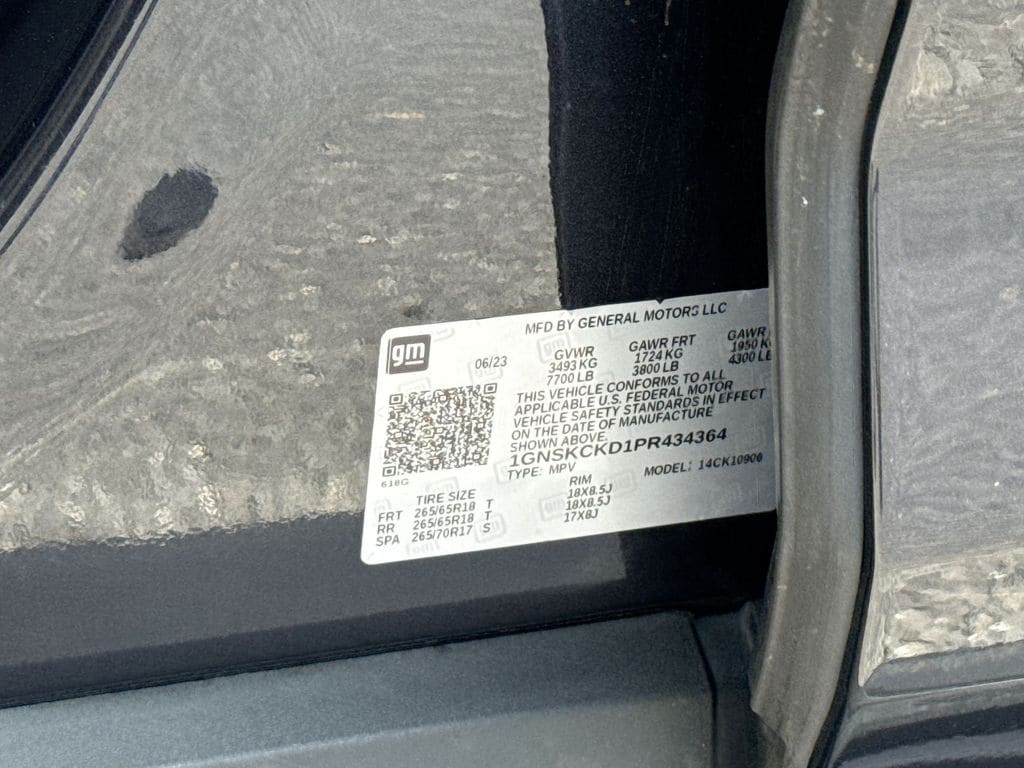 2023 Chevrolet Suburban LT - Photo 25