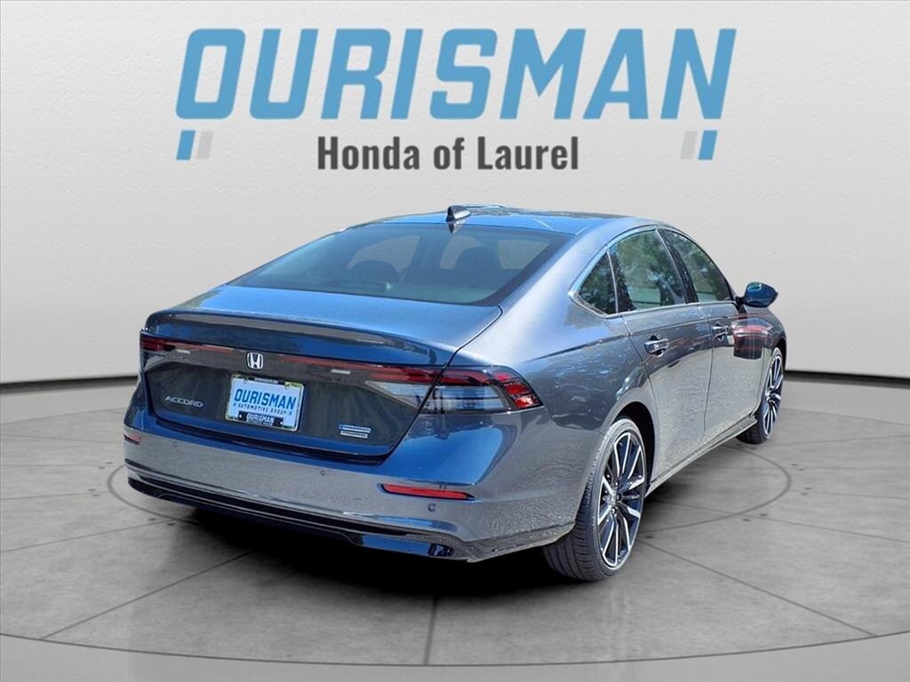 2025 Honda Accord Hybrid Touring photo 3