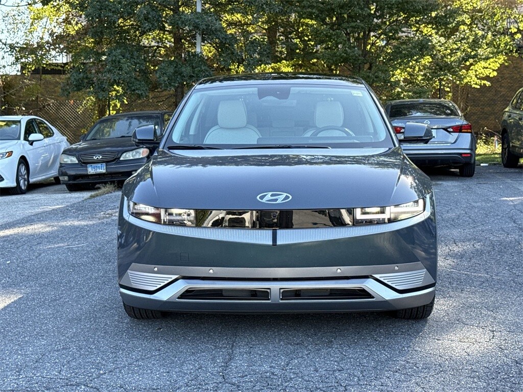 2024 Hyundai Ioniq 5 Limited photo 2