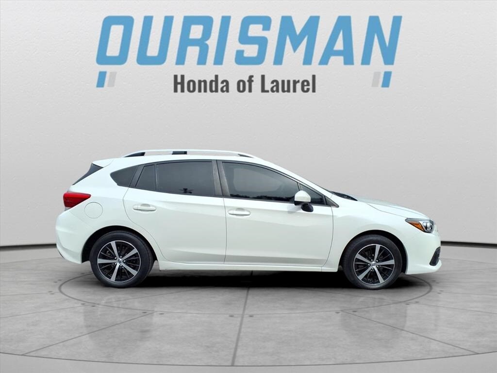 2022 Subaru Impreza Premium photo 2