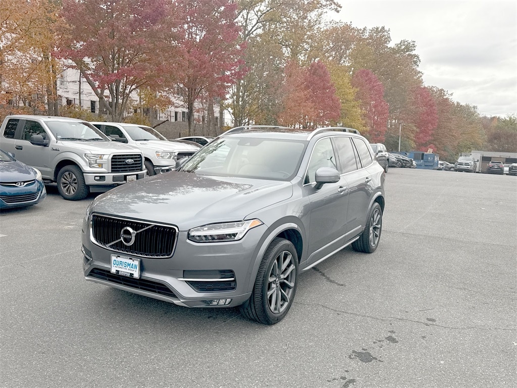 Used 2019 Volvo XC90 T6 Momentum SUV