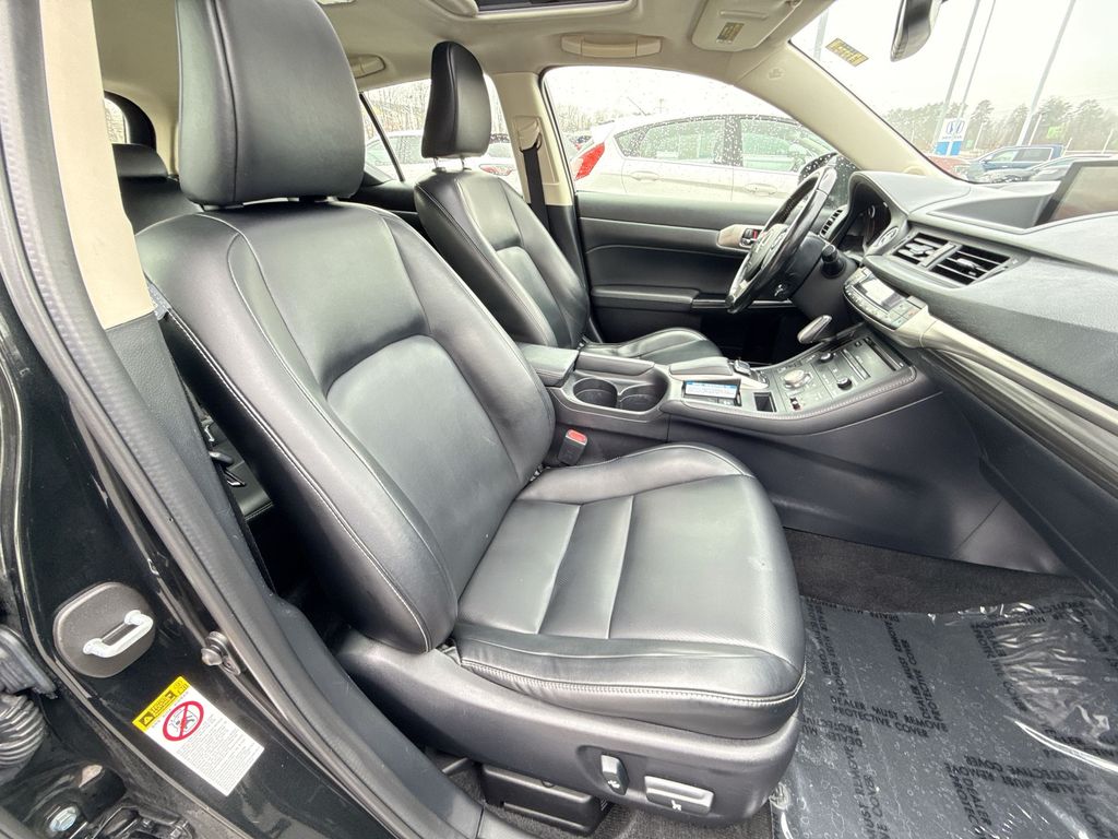 2017 Lexus CT Base - Photo 25