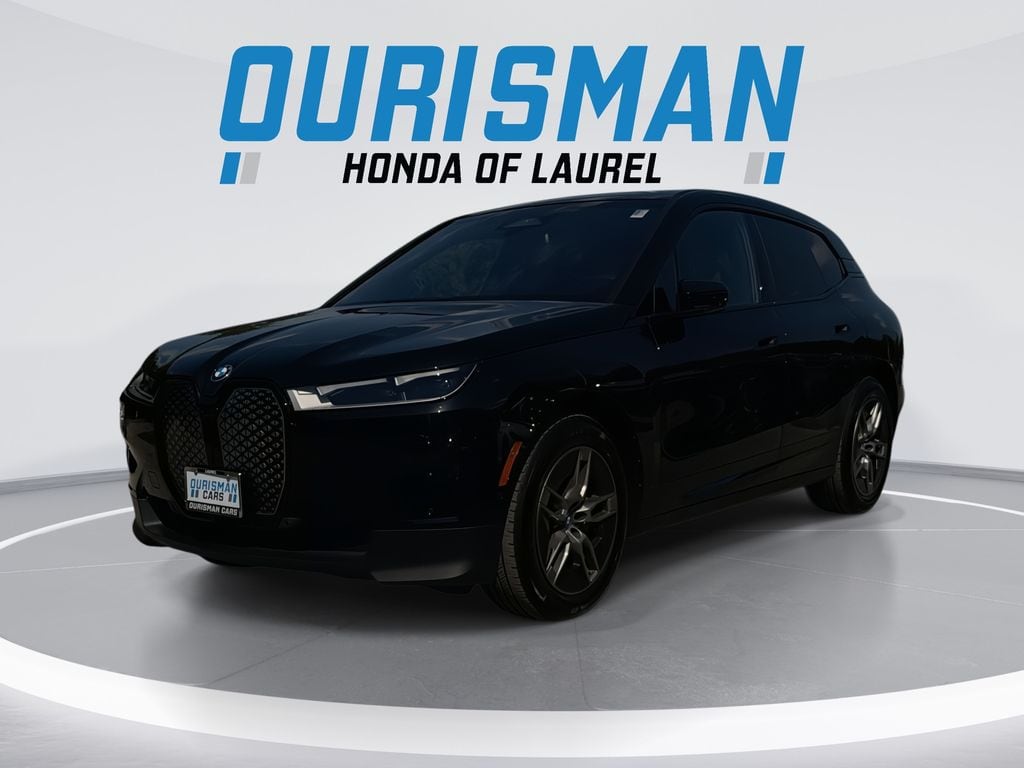 2023 BMW iX xDrive50's photo