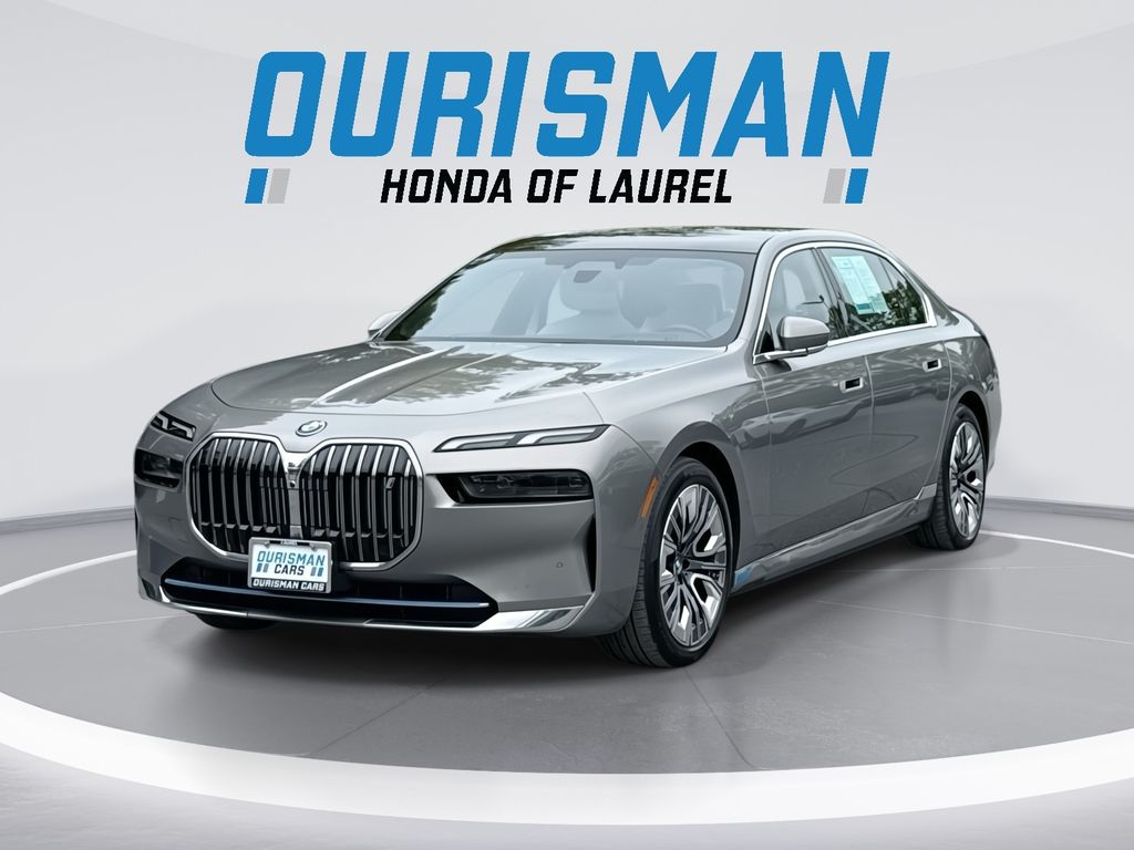 2023 BMW i7 xDrive60's photo