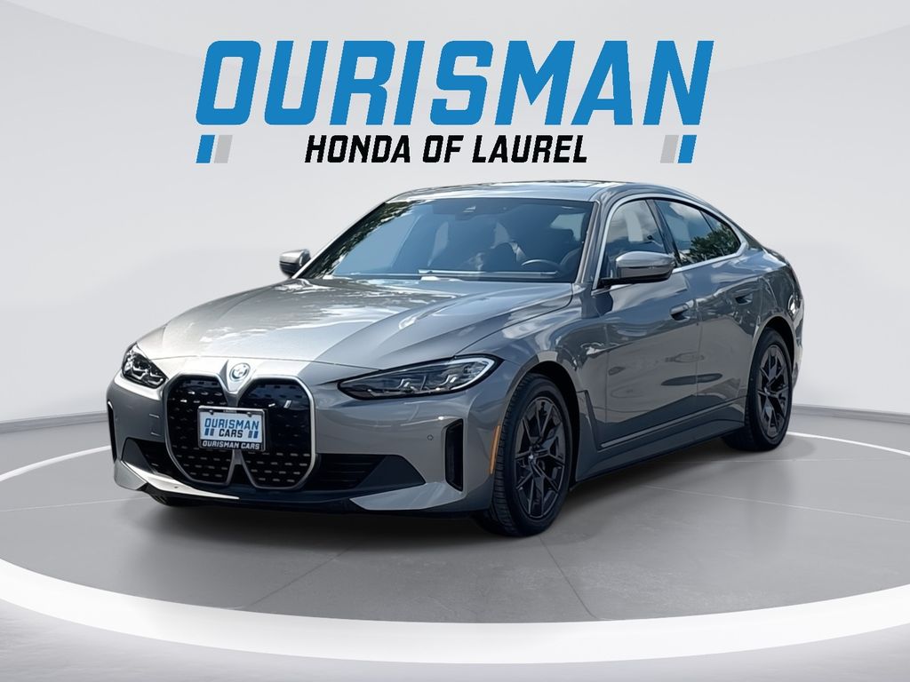 2023 BMW i4 eDrive35's photo