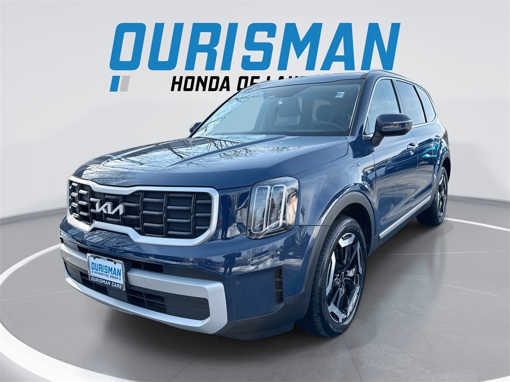 Used 2024 Kia Telluride S SUV