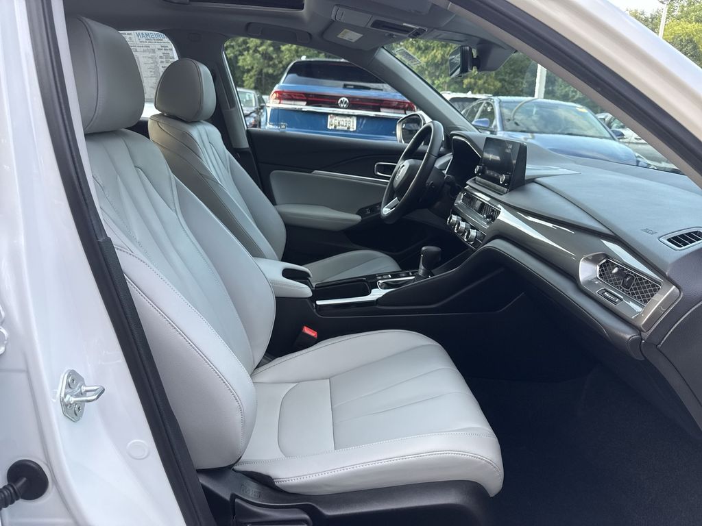 2025 Acura Integra Base - Photo 26
