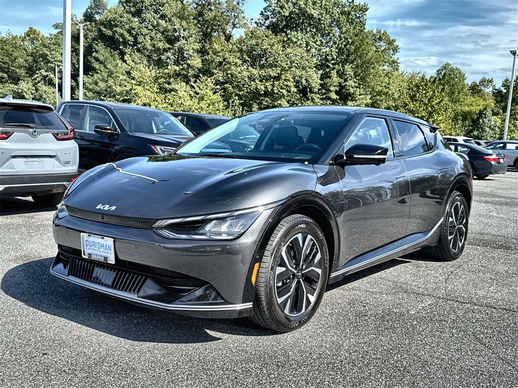 2022 Kia EV6 Wind photo 4