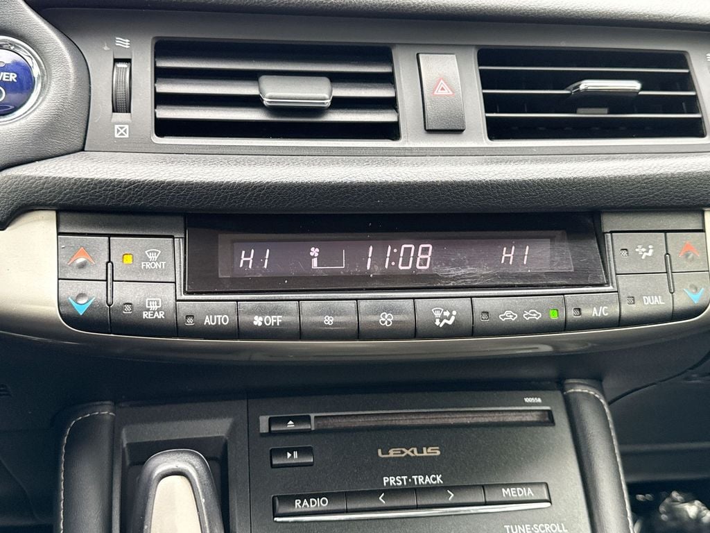 2017 Lexus CT Base - Photo 17