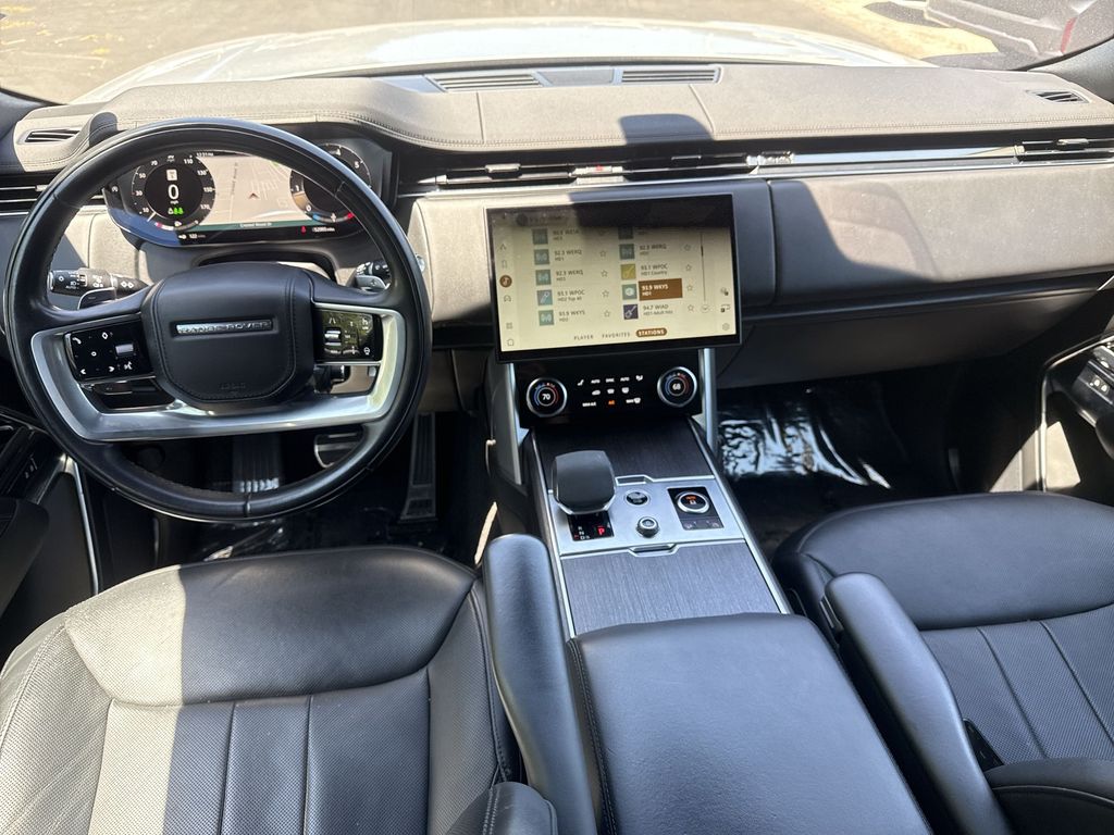 2023 Land Rover Range Rover SE - Photo 23