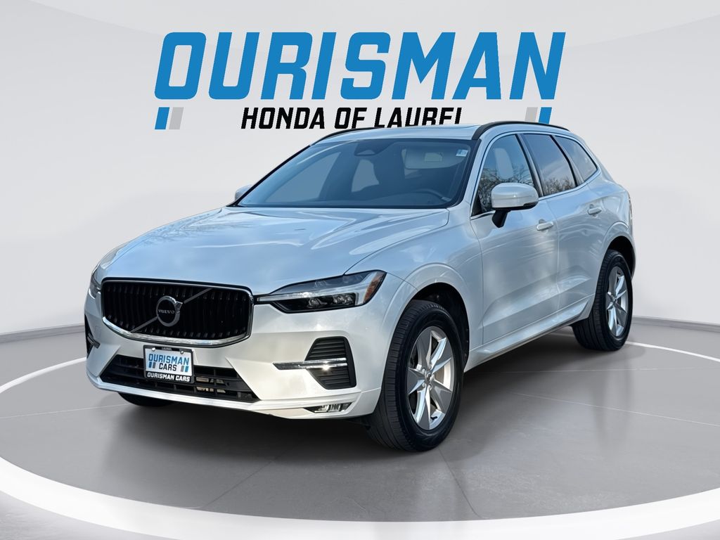 2022 Volvo XC60 B5 Momentum AWD's photo