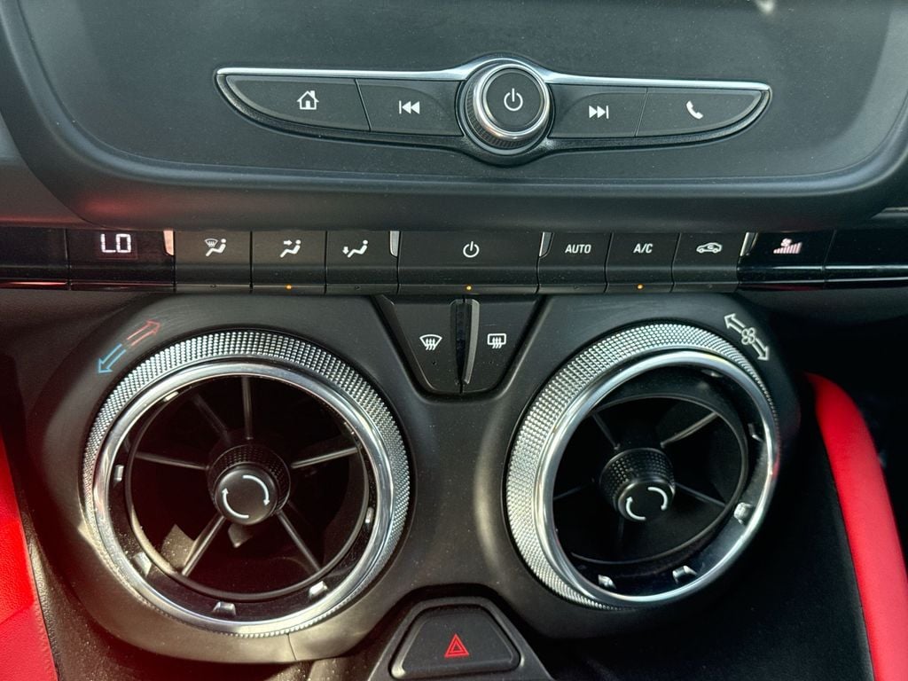 2020 Chevrolet Camaro 1LT - Photo 17