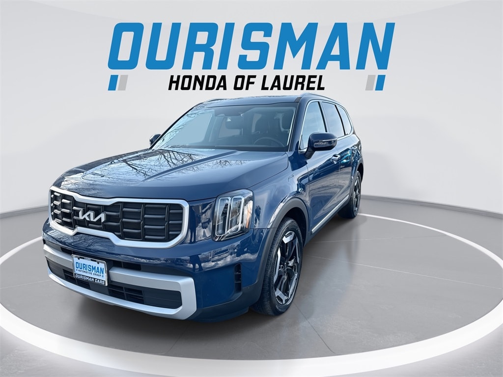 Used 2024 Kia Telluride S SUV