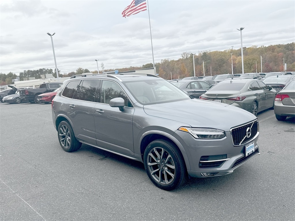 Used 2019 Volvo XC90 T6 Momentum SUV