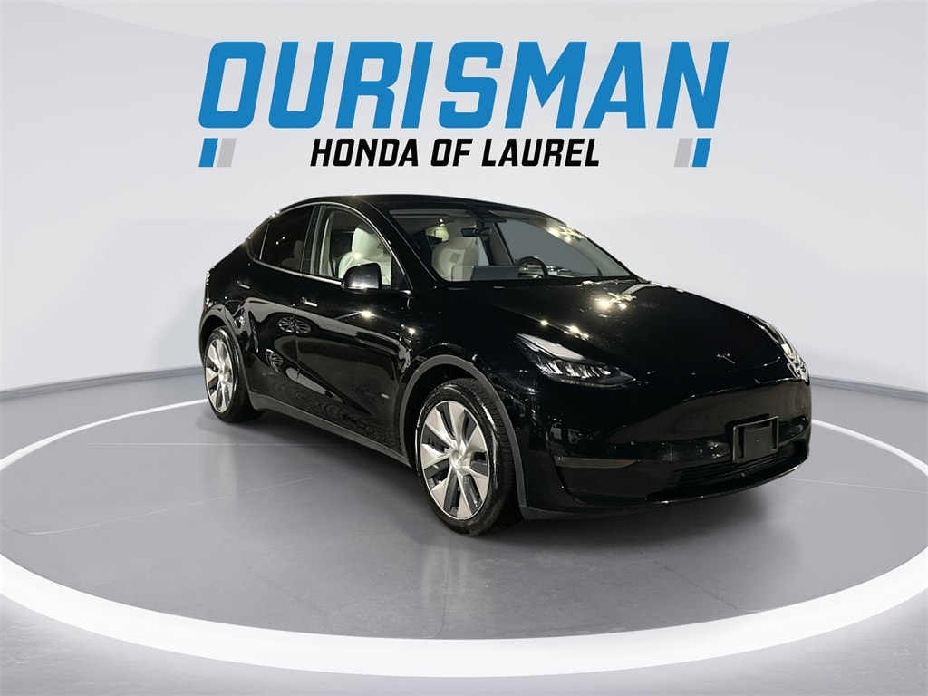 Used 2021 Tesla Model Y Long Range with VIN 5YJYGDEE5MF079487 for sale in Northfield, Minnesota