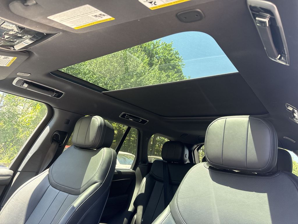 2023 Land Rover Range Rover SE - Photo 16