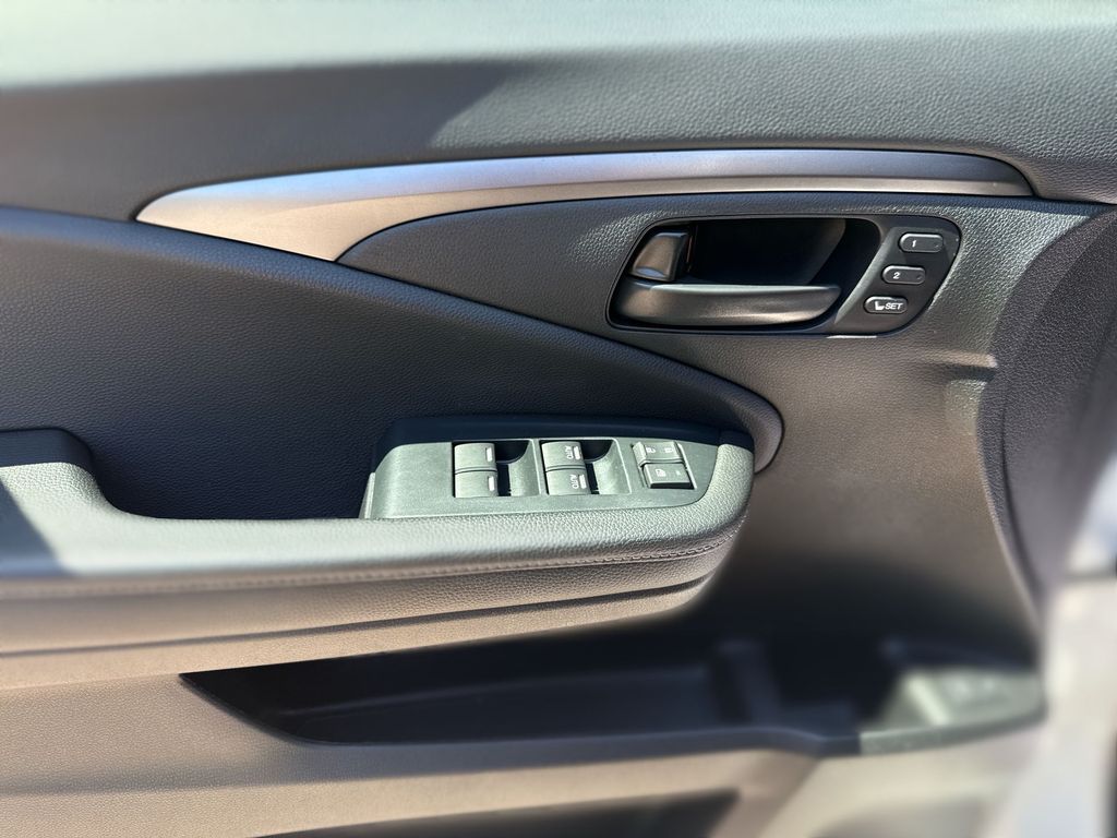2022 Honda Passport EX-L - Photo 15