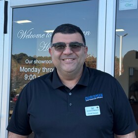 Staff member David Tomyan from ID_ddc8bb