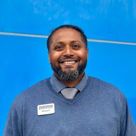 Staff member Donny Edwards from ID_55acaa