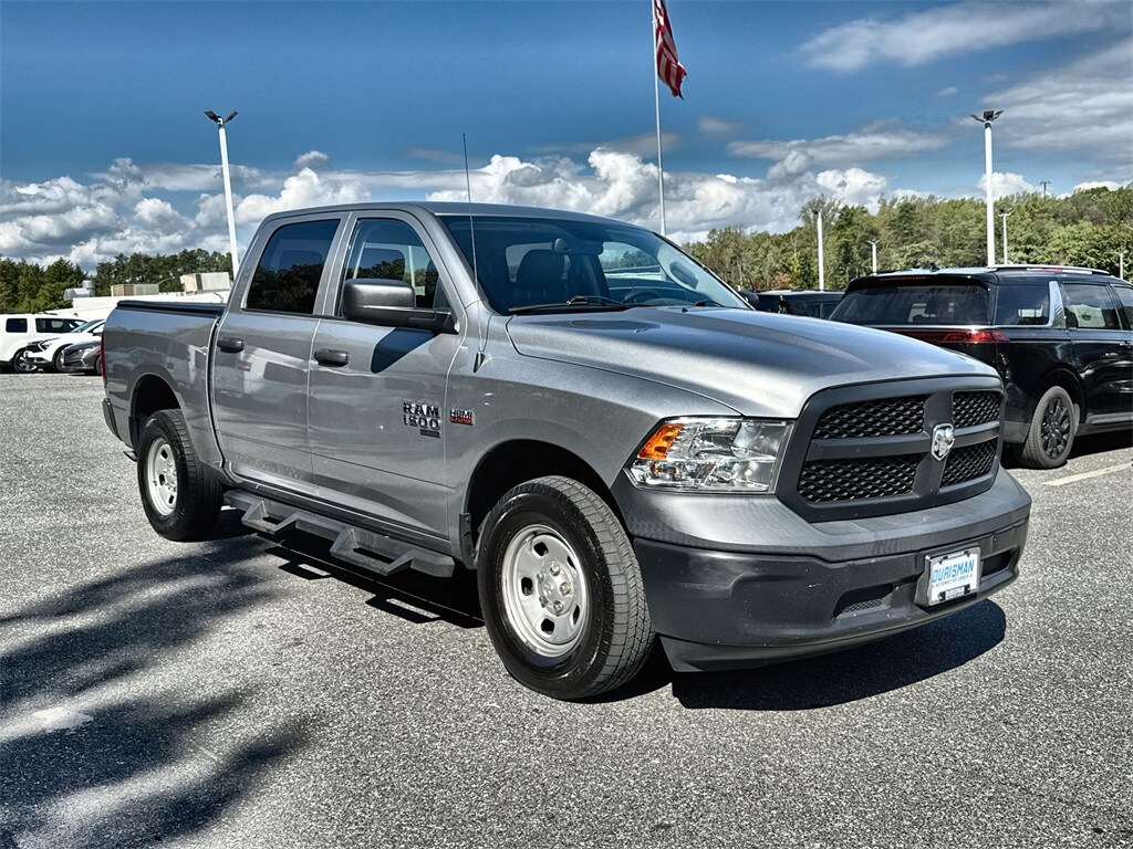 2020 Ram 1500 Classic Tradesman photo 2
