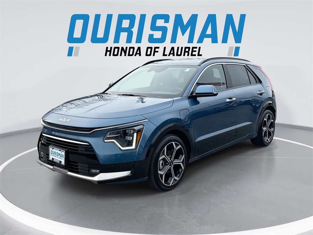 2024 Kia Niro SX Touring's photo