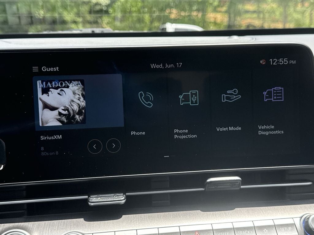2025 Hyundai Kona SEL - Photo 19