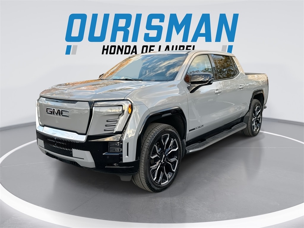 2024 GMC Sierra EV Denali's photo