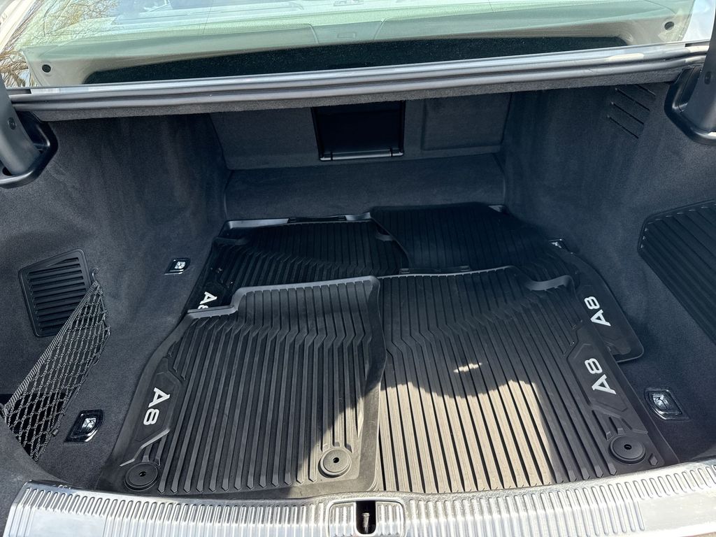 2020 Audi A8 Base - Photo 20