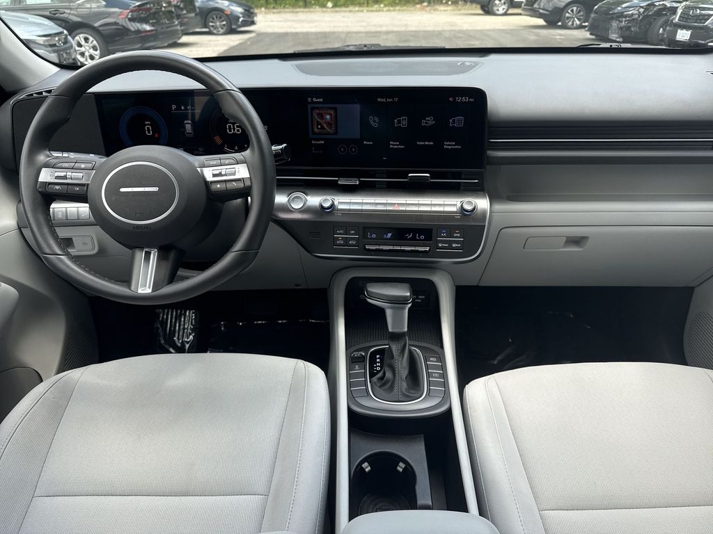 2025 Hyundai Kona SEL - Photo 22